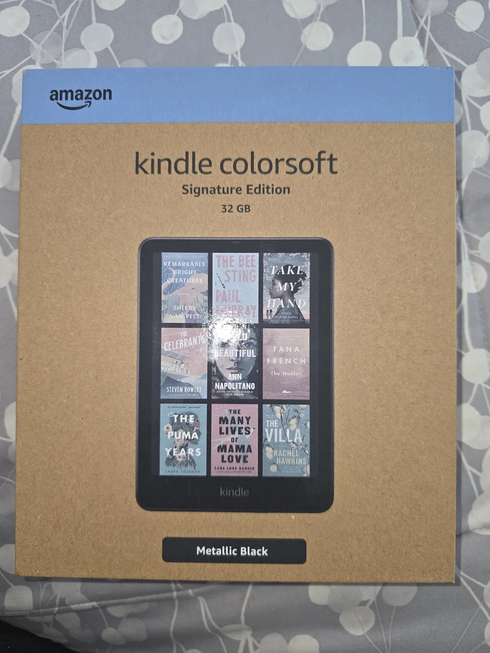 Kindle ColorSoft Signature Edition Black w/ Charging Dock and Magenta Case